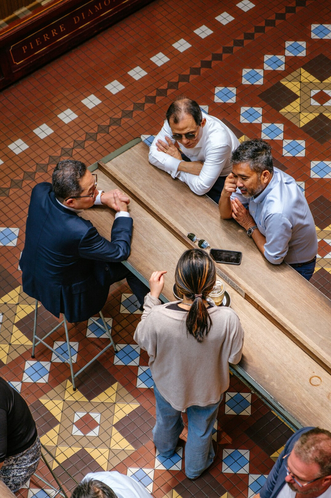 people in discussion group